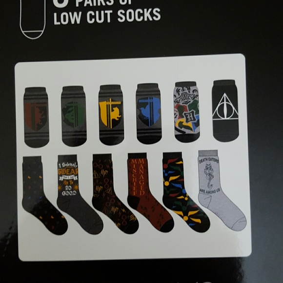 NWT HARRY POTTER 12 DAYS OF SOCKS BOX SET - Picture 4 of 8